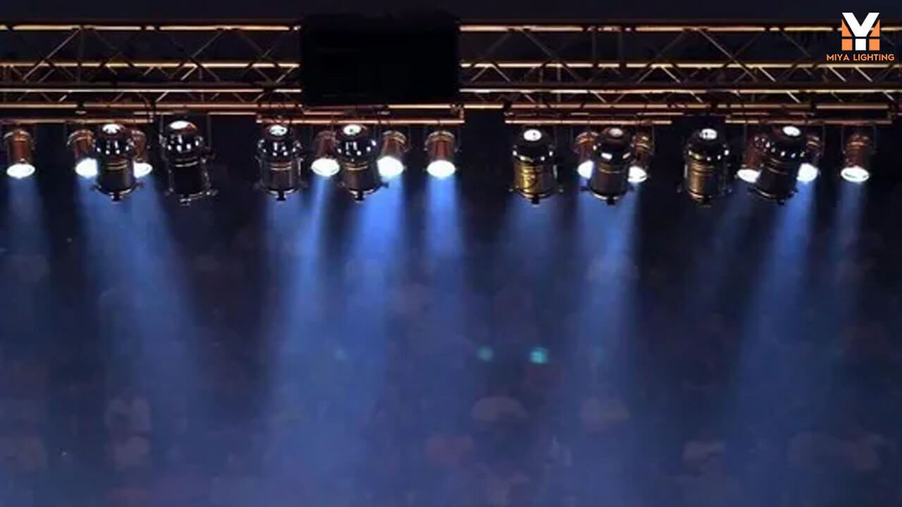 An In-Depth Guide to LED Stage Lighting for Novice Performers