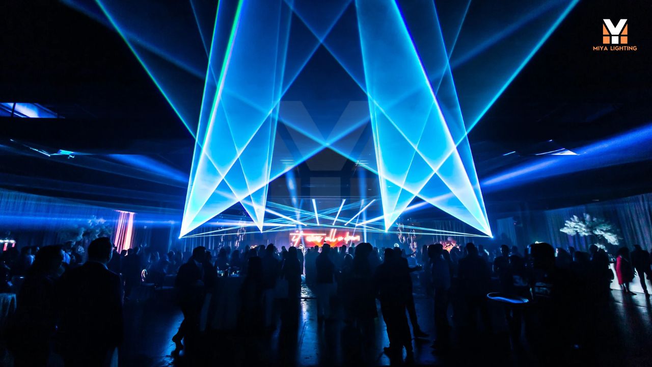 Outdoor Laser Lights Buying Guide: How to Choose the Right Laser for Your Night Setup