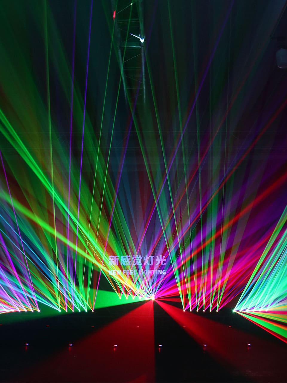 Compact, Reliable Laser Projector