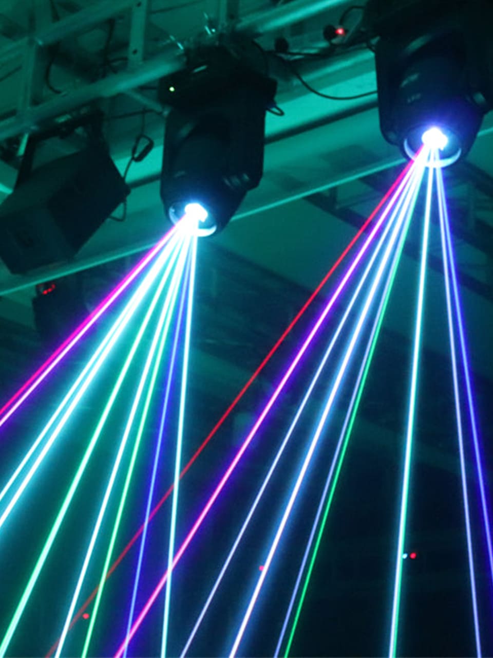 Compact and Durable Stage Fixture