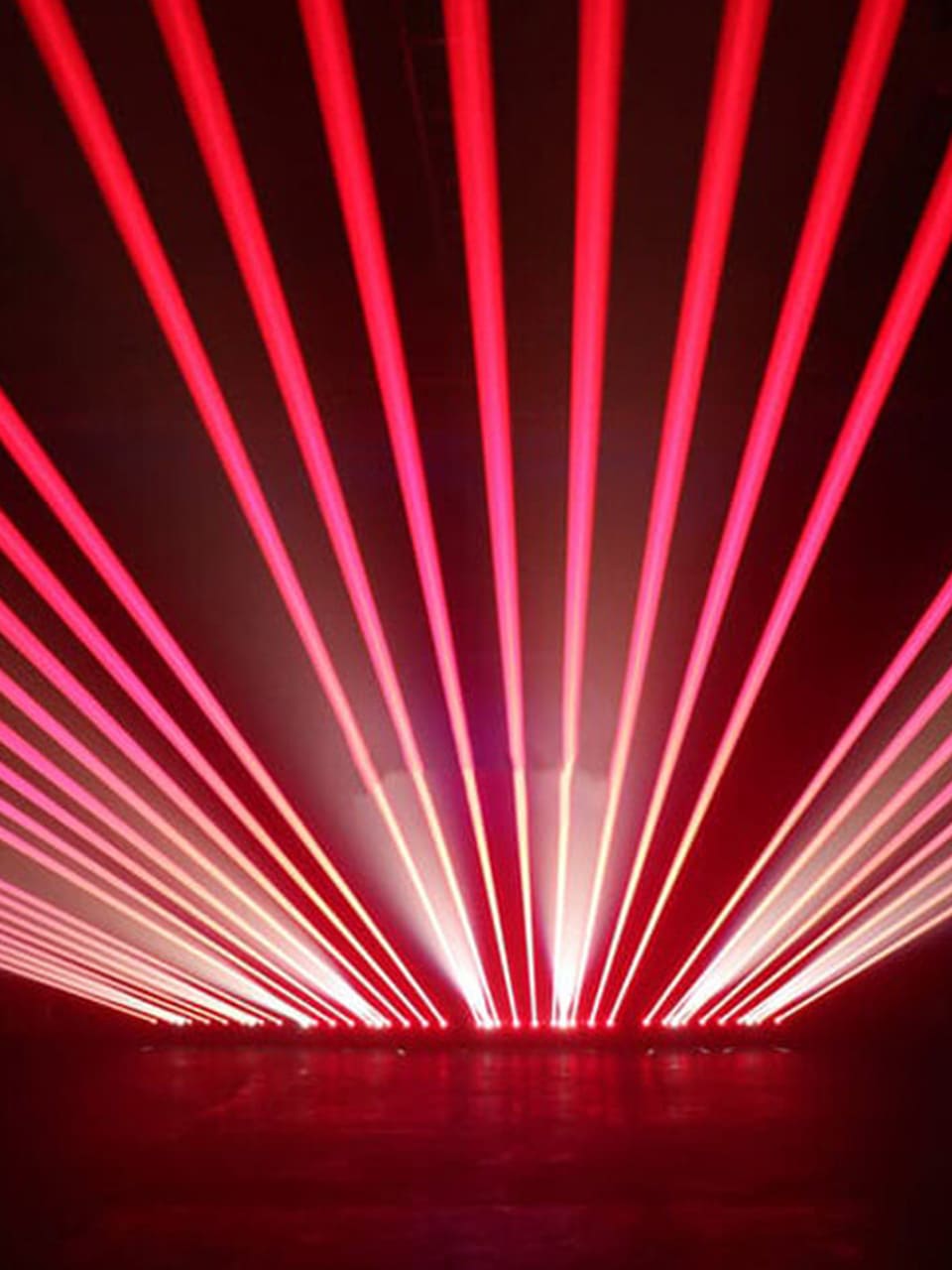 Wide 180° Tilt Coverage