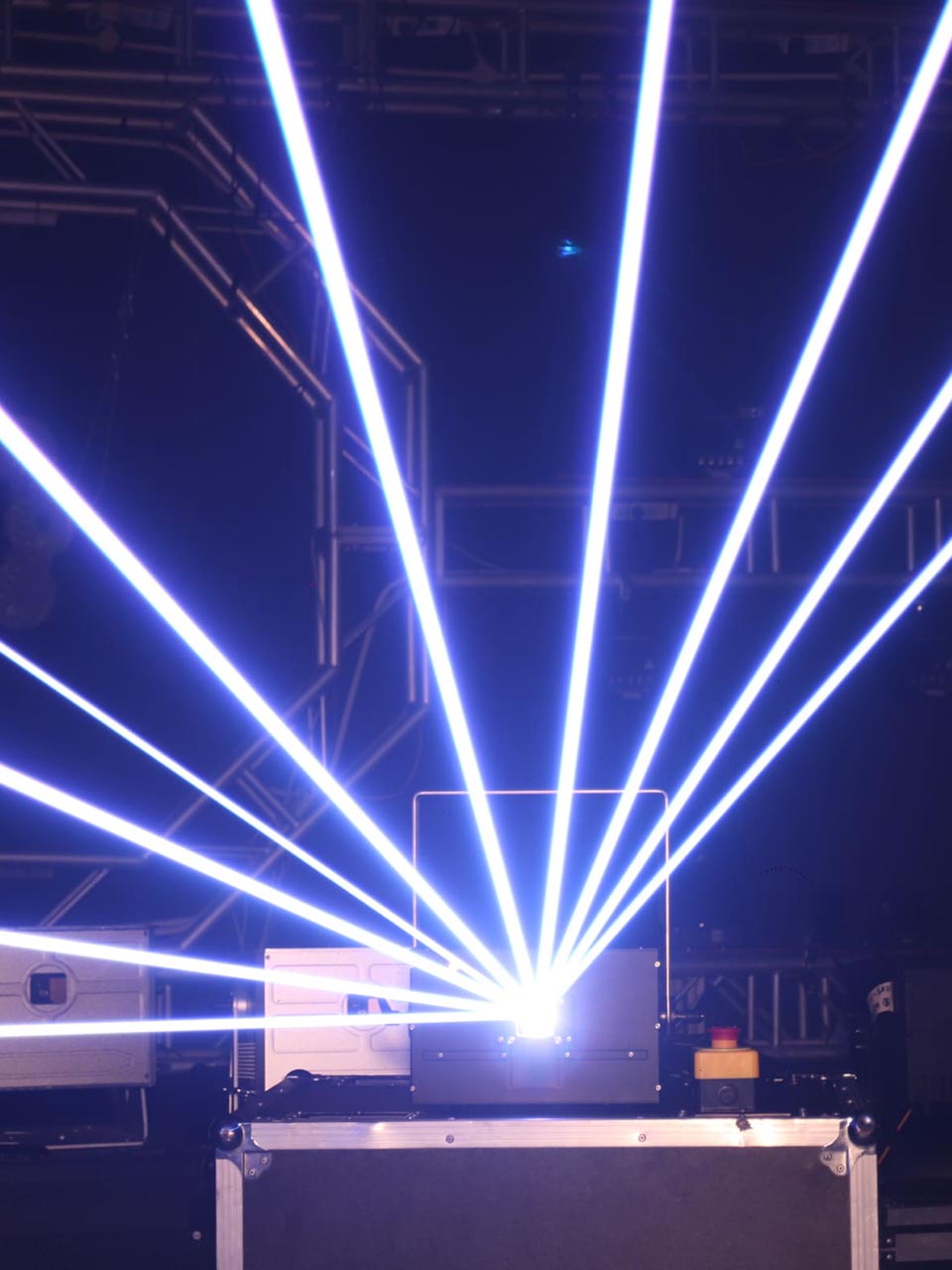 Ultra-Sharp Beam Quality