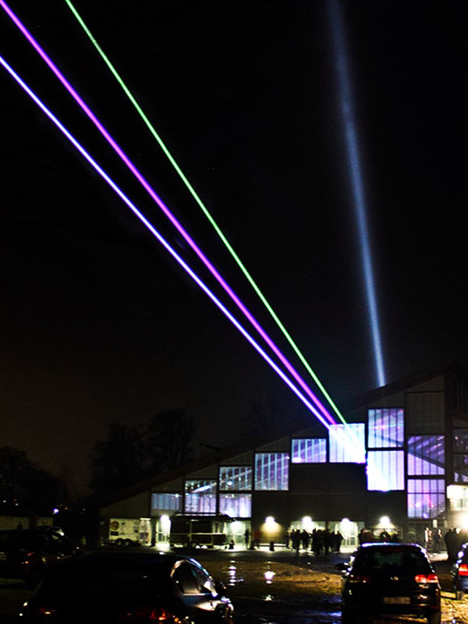 Ultra-Sharp Beam Quality